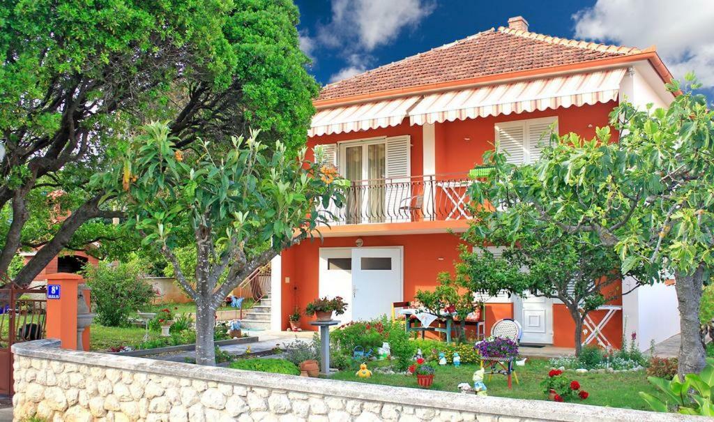 Apartmani Volga Petrcane Ngoại thất bức ảnh